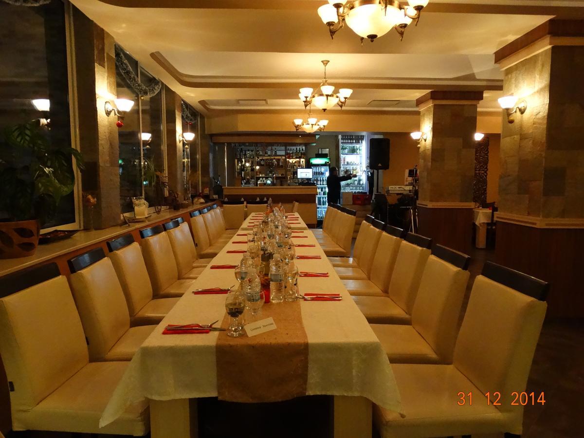 Hotel Mimoza Razgrad Exterior foto