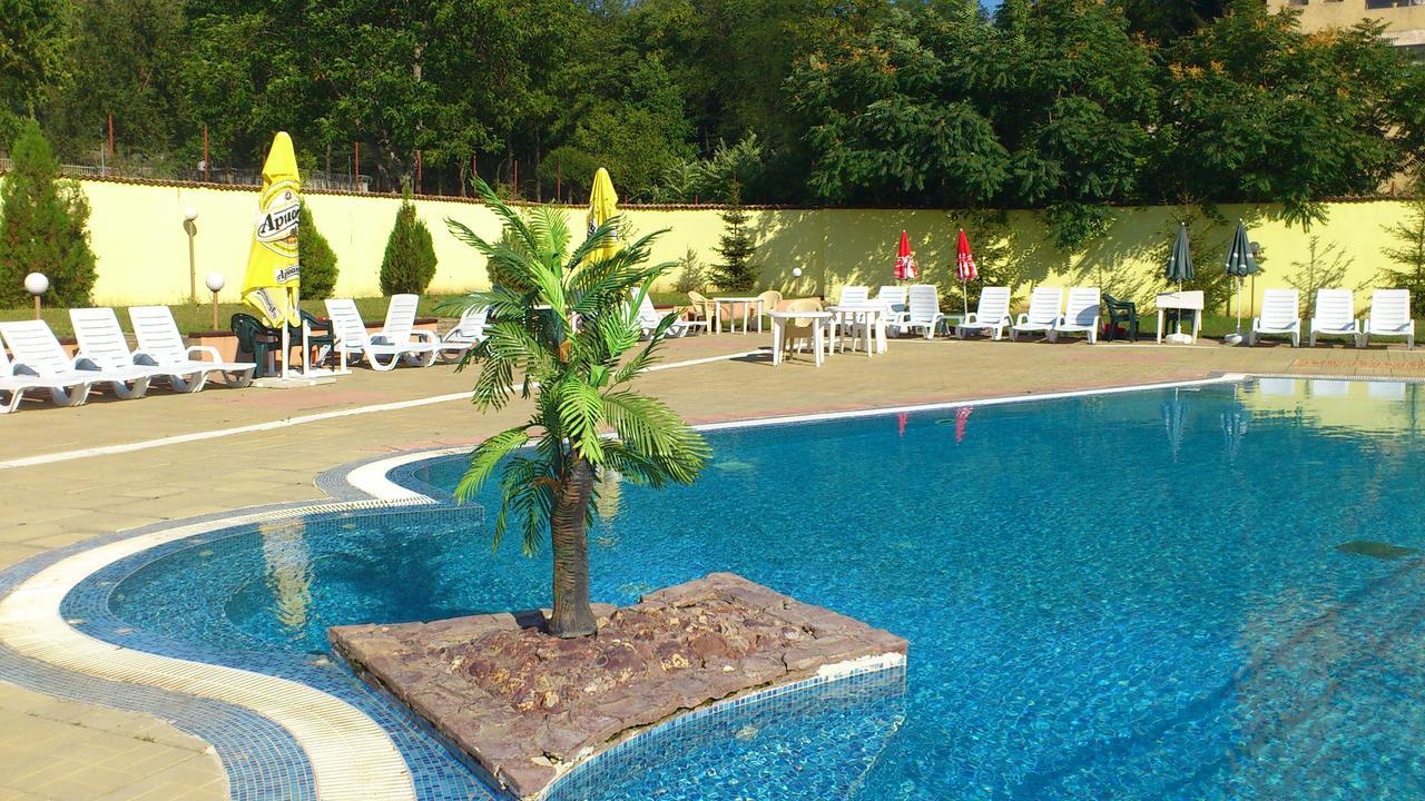 Hotel Mimoza Razgrad Exterior foto