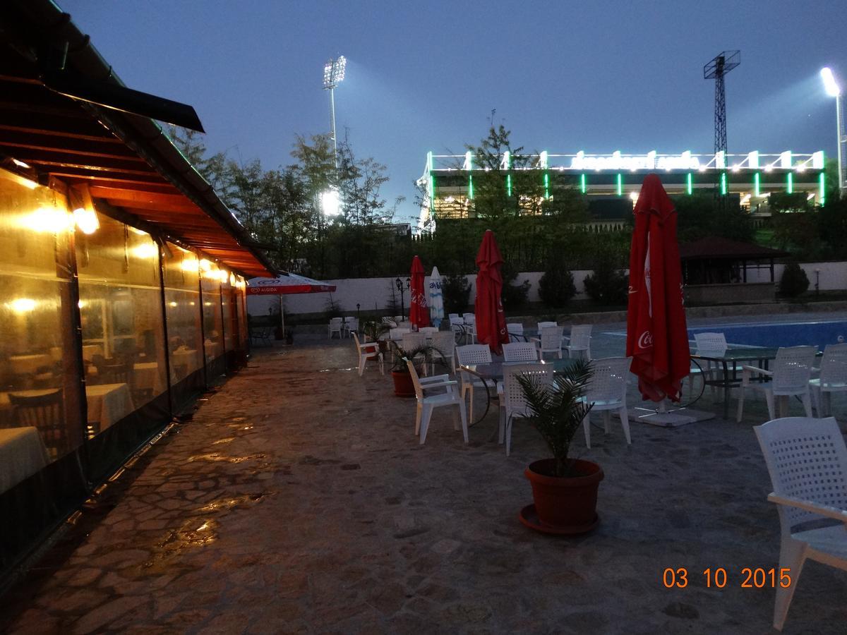 Hotel Mimoza Razgrad Exterior foto