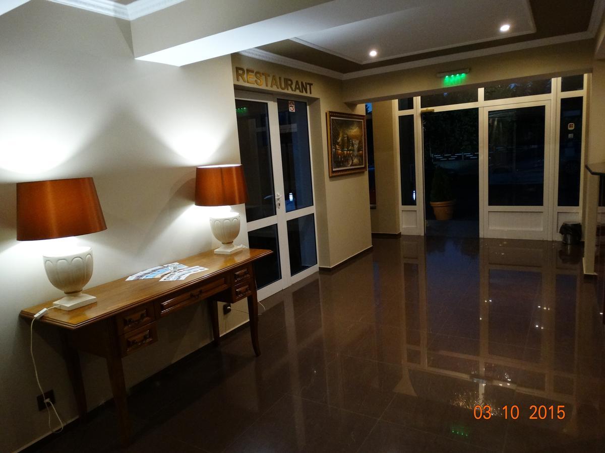 Hotel Mimoza Razgrad Exterior foto